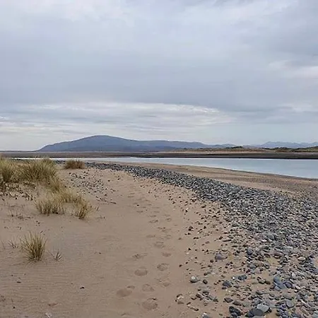 2 bedroom home on Walney Island * Vickerstown